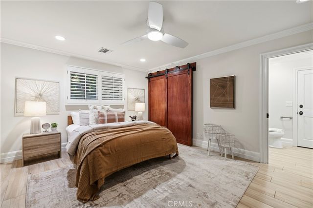 24923 Highspring, Newhall, CA 91321