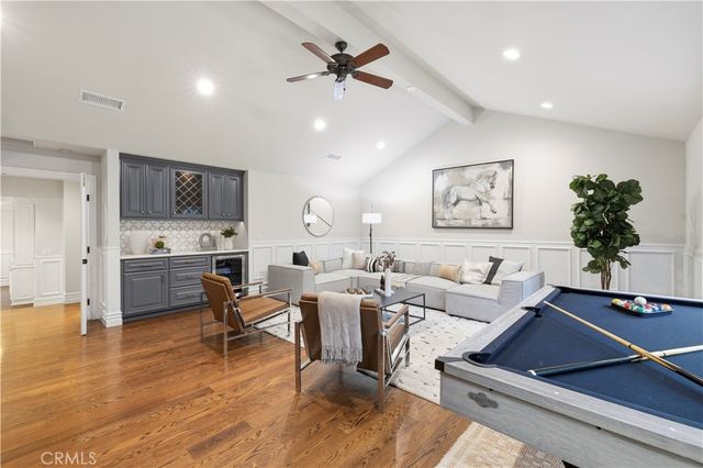 24923 Highspring, Newhall, CA 91321