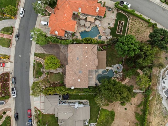 24923 Highspring, Newhall, CA 91321