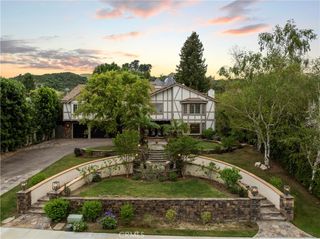 24923 Highspring, Newhall, CA 91321