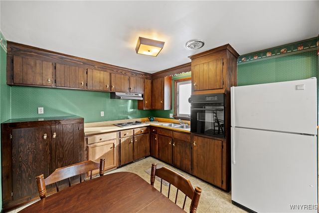 80 Randall Terrace, Hamburg, NY 14075