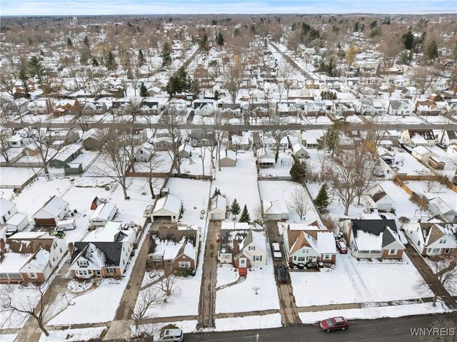 80 Randall Terrace, Hamburg, NY 14075