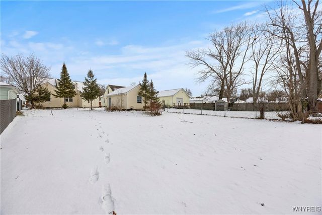 80 Randall Terrace, Hamburg, NY 14075