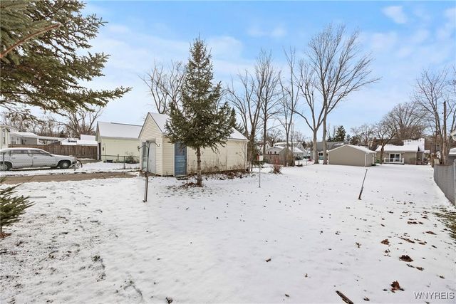 80 Randall Terrace, Hamburg, NY 14075