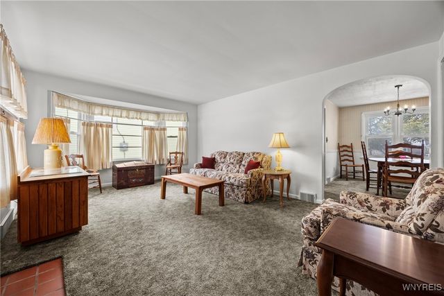 80 Randall Terrace, Hamburg, NY 14075