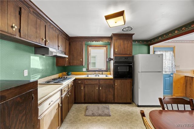 80 Randall Terrace, Hamburg, NY 14075