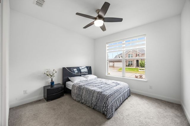 10736 Smoky Oak Trail, Argyle, TX 76226