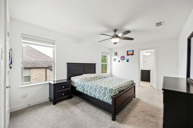 10736 Smoky Oak Trail, Argyle, TX 76226