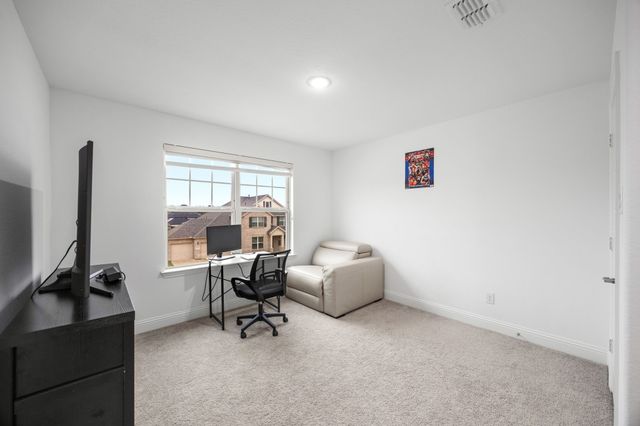 10736 Smoky Oak Trail, Argyle, TX 76226