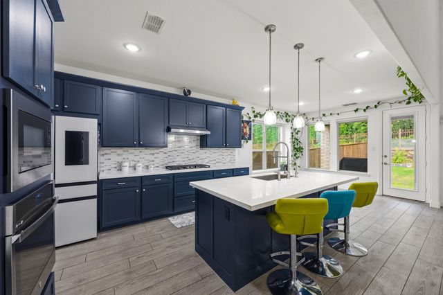 10736 Smoky Oak Trail, Argyle, TX 76226