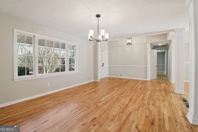 937 Hidden Falls Lane SE, Smyrna, GA 30082