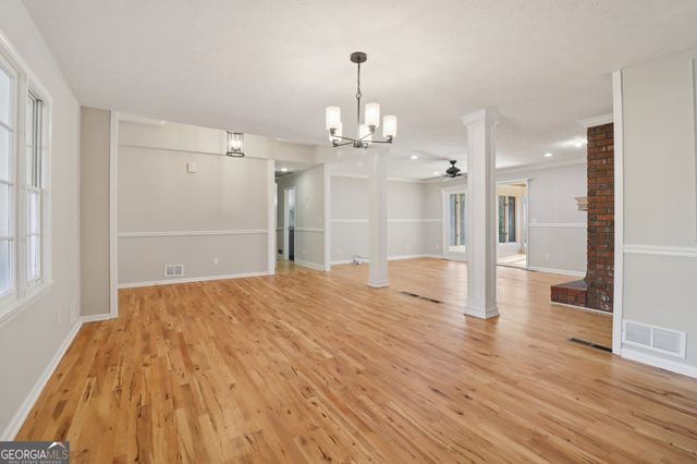 937 Hidden Falls Lane SE, Smyrna, GA 30082