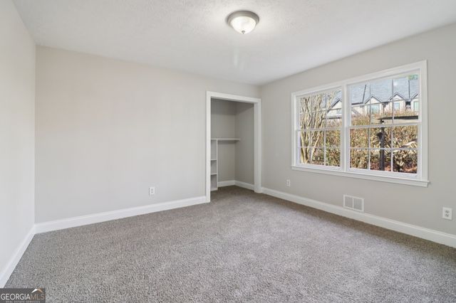 937 Hidden Falls Lane SE, Smyrna, GA 30082