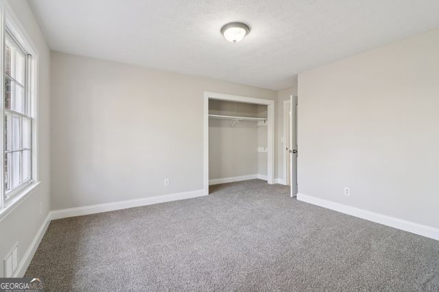 937 Hidden Falls Lane SE, Smyrna, GA 30082