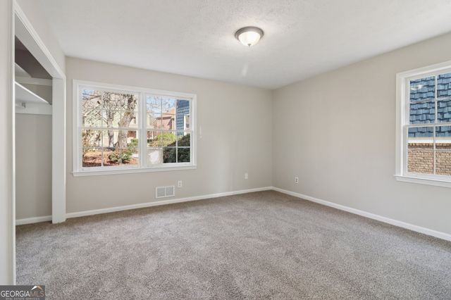 937 Hidden Falls Lane SE, Smyrna, GA 30082