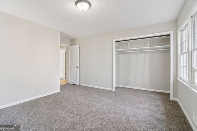 937 Hidden Falls Lane SE, Smyrna, GA 30082