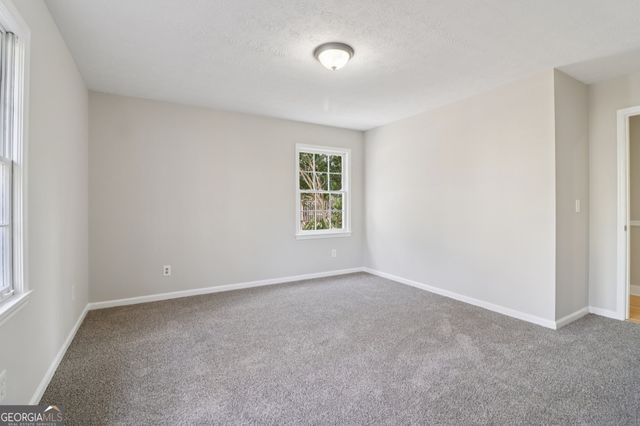 937 Hidden Falls Lane SE, Smyrna, GA 30082