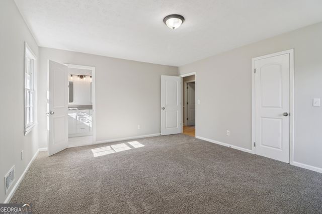 937 Hidden Falls Lane SE, Smyrna, GA 30082