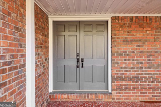 937 Hidden Falls Lane SE, Smyrna, GA 30082