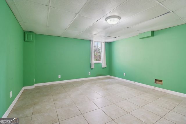 937 Hidden Falls Lane SE, Smyrna, GA 30082