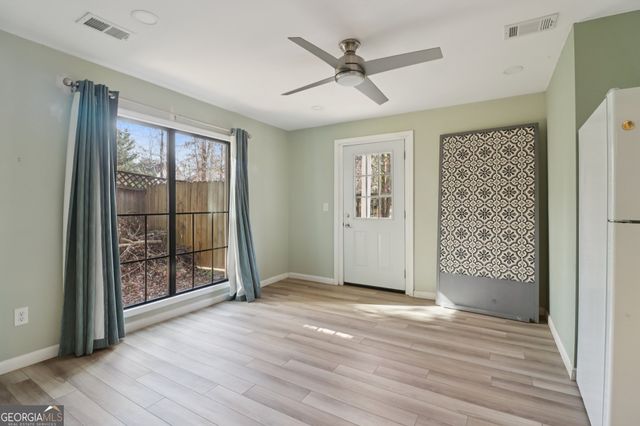 937 Hidden Falls Lane SE, Smyrna, GA 30082