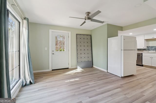 937 Hidden Falls Lane SE, Smyrna, GA 30082