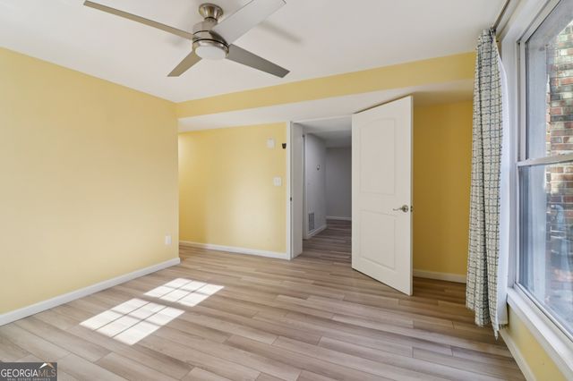 937 Hidden Falls Lane SE, Smyrna, GA 30082