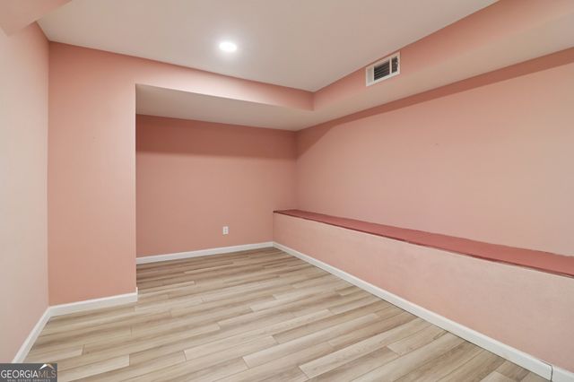 937 Hidden Falls Lane SE, Smyrna, GA 30082