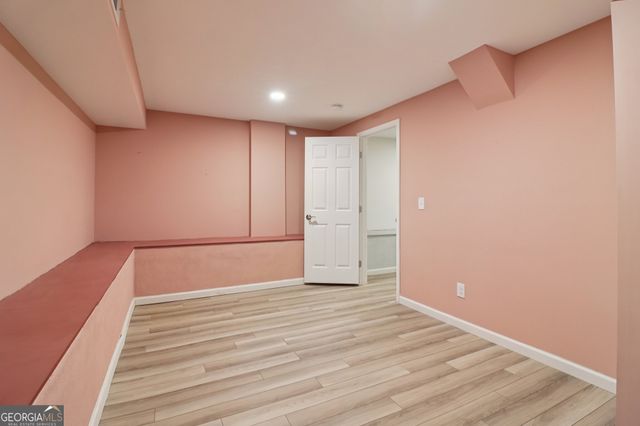 937 Hidden Falls Lane SE, Smyrna, GA 30082