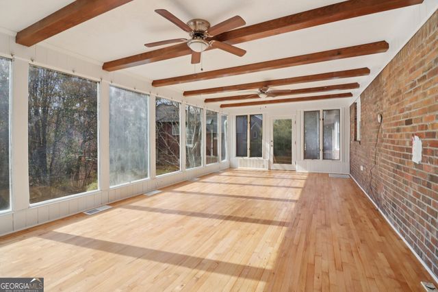 937 Hidden Falls Lane SE, Smyrna, GA 30082