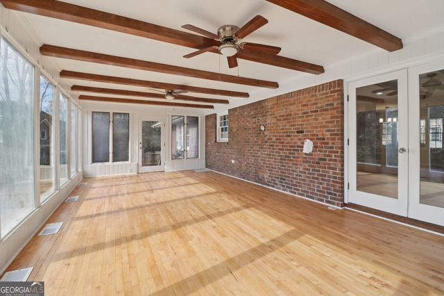 937 Hidden Falls Lane SE, Smyrna, GA 30082