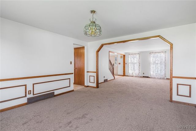 5790 Kippen Drive, Clarence, NY 14051