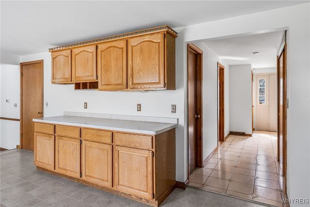 5790 Kippen Drive, Clarence, NY 14051