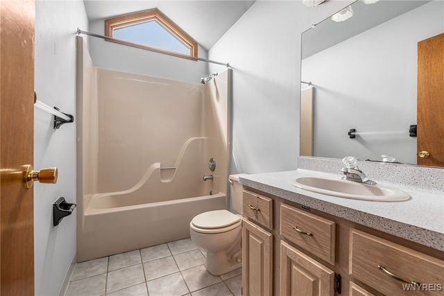 5790 Kippen Drive, Clarence, NY 14051