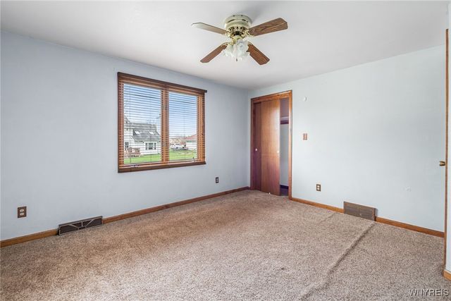 5790 Kippen Drive, Clarence, NY 14051