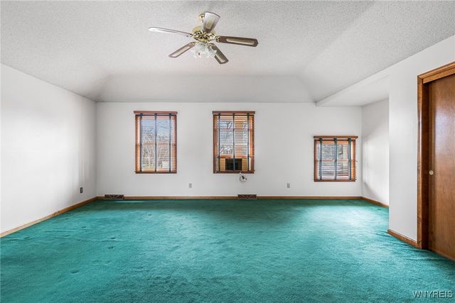 5790 Kippen Drive, Clarence, NY 14051