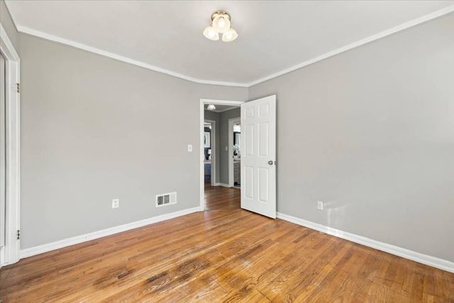 28787 Grandon Avenue, Livonia, MI 48150