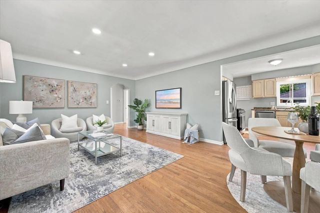 28787 Grandon Avenue, Livonia, MI 48150
