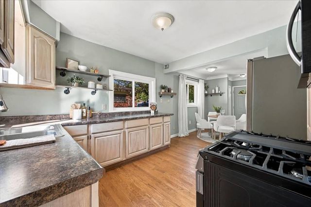 28787 Grandon Avenue, Livonia, MI 48150