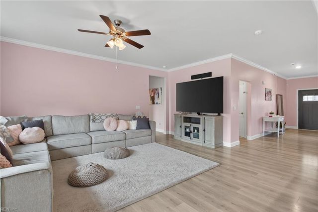 200 Saint Andrews, Smithfield, VA 23430