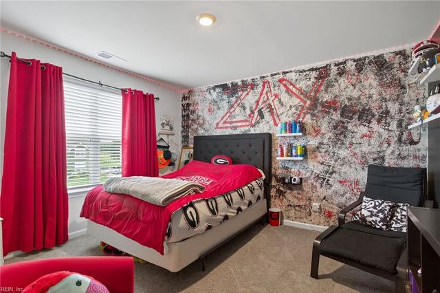 200 Saint Andrews, Smithfield, VA 23430