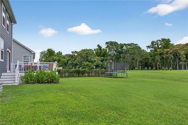 200 Saint Andrews, Smithfield, VA 23430