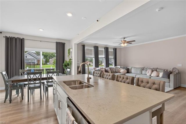 200 Saint Andrews, Smithfield, VA 23430