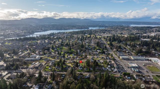 2609 Perry Avenue, Bremerton, WA 98310