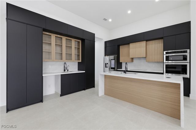 3412 NE 21st PL, Cape Coral, FL 33909