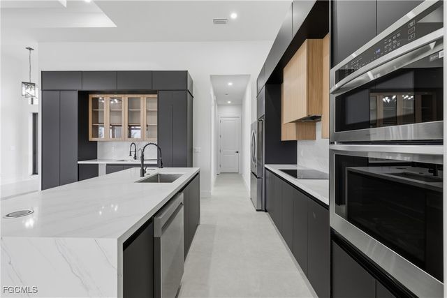 3412 NE 21st PL, Cape Coral, FL 33909