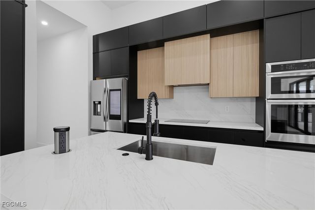 3412 NE 21st PL, Cape Coral, FL 33909