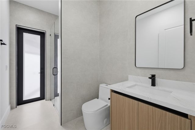 3412 NE 21st PL, Cape Coral, FL 33909