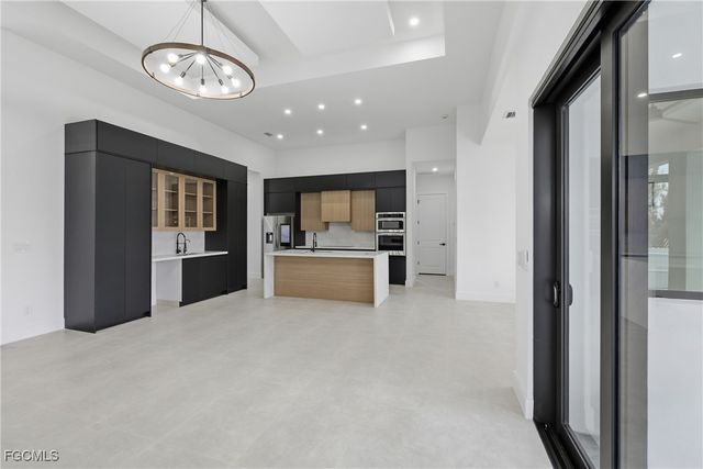 3412 NE 21st PL, Cape Coral, FL 33909