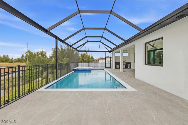 3412 NE 21st PL, Cape Coral, FL 33909